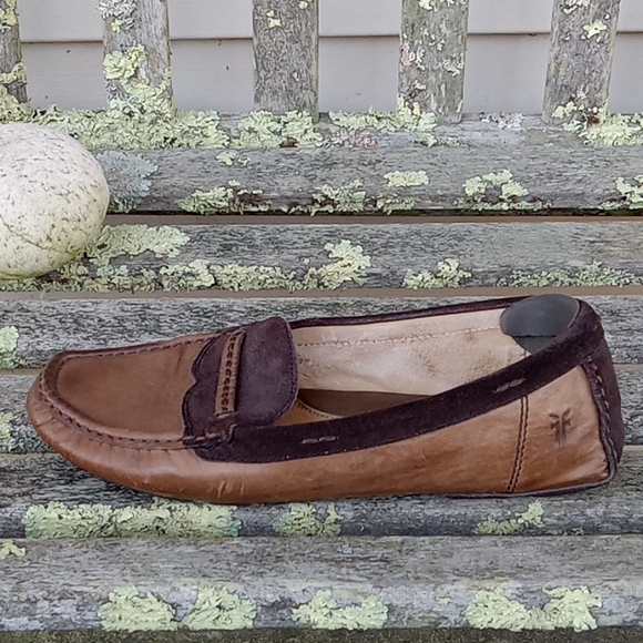 Frye Women's Brown Leather & Suede Slip On Driving Moccasins 9 - Picture 4 of 13